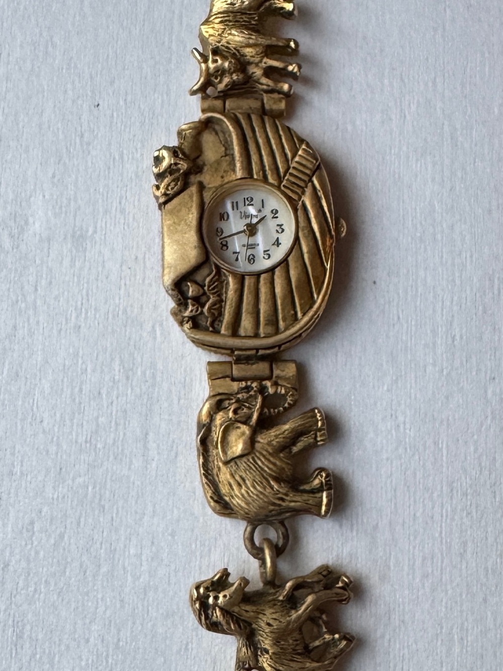 Noah's Arc MOP Ladies Gold Tone Watch Animal Link Band - Picture 3 of 8